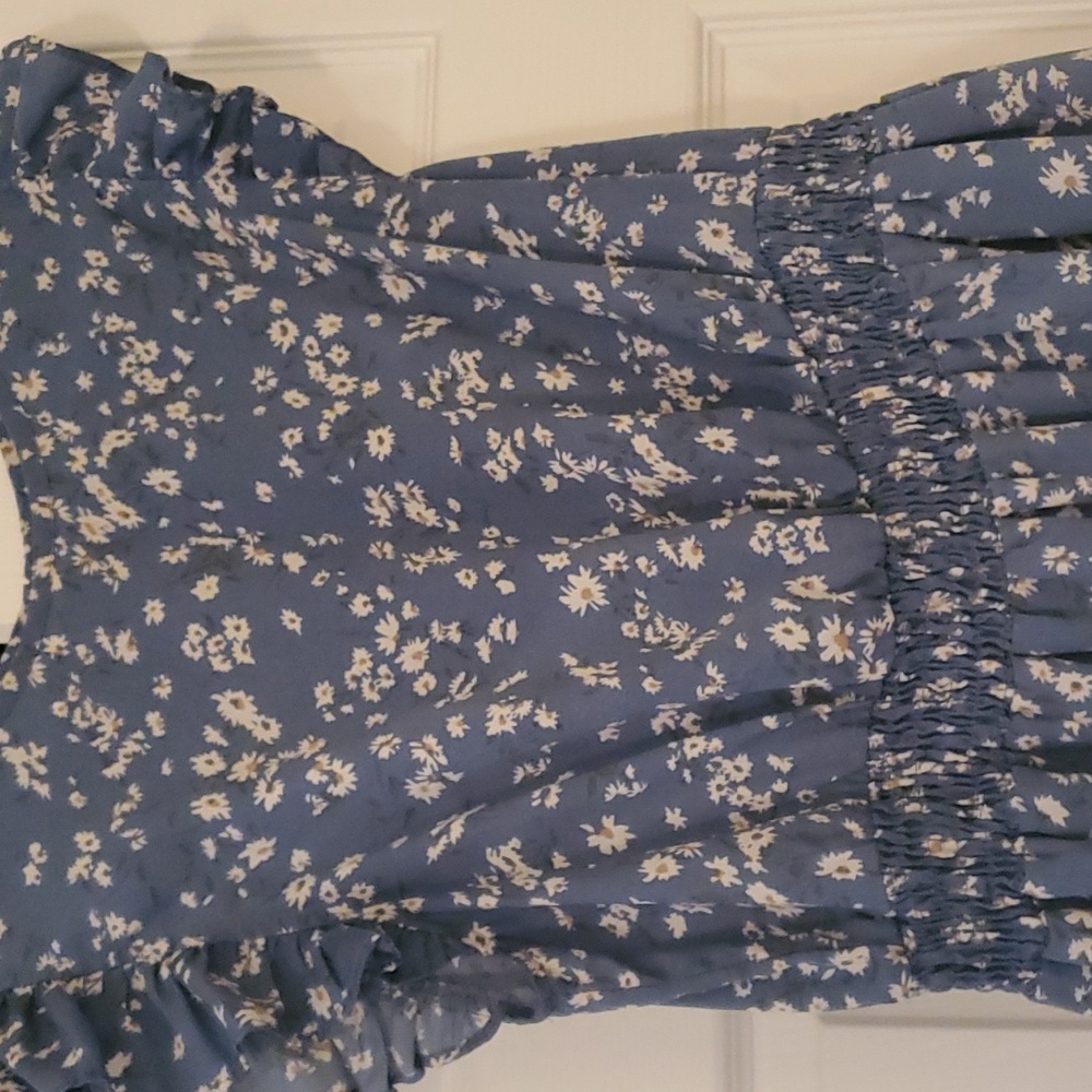 Blue and white flower print dress - Picture 2 of 4
